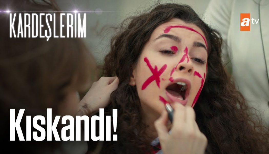 Harika, Asiye’ye zorbalık yapıyor! – Kardeşlerim 5. Bölüm